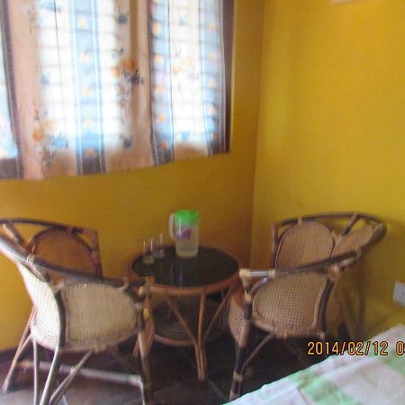 The Breeze Hotel Elpitiya  Екстер'єр фото