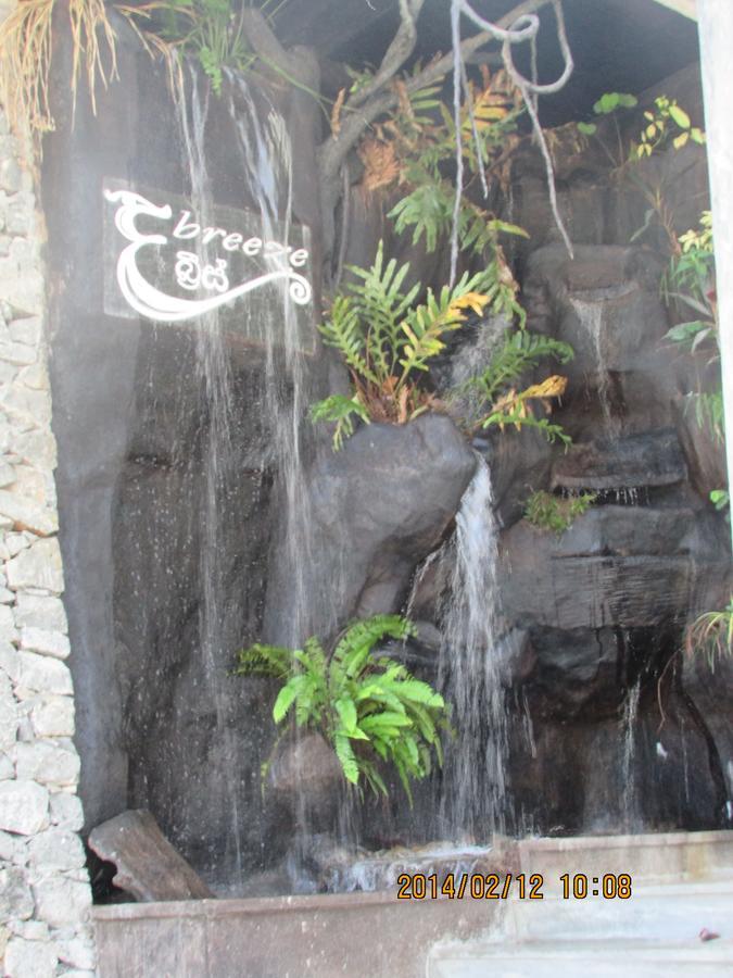 The Breeze Hotel Elpitiya  Екстер'єр фото