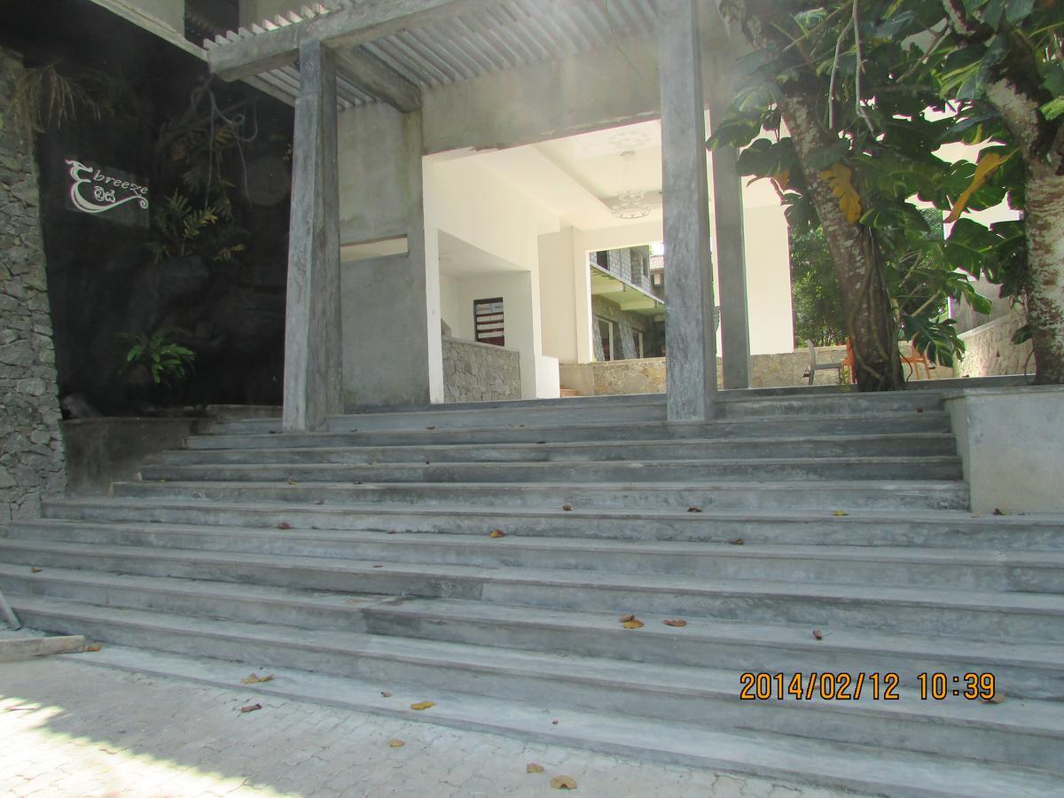 The Breeze Hotel Elpitiya  Екстер'єр фото